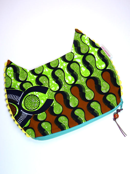 アフリカンプリントのキャットポーチ・グリーンアイ
