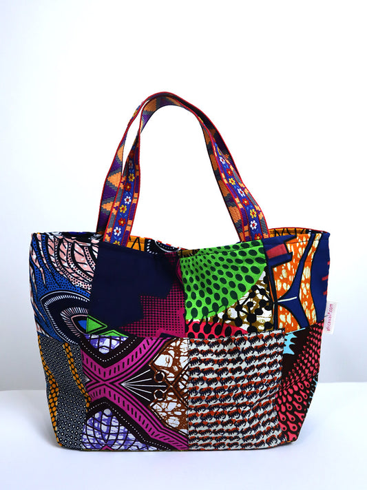 アップサイクルのパッチワーク・モチーフ・トートバッグ/赤い傘