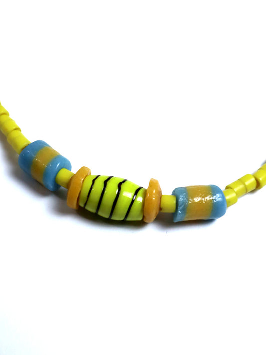 再生ガラスビーズのネックレス 591e