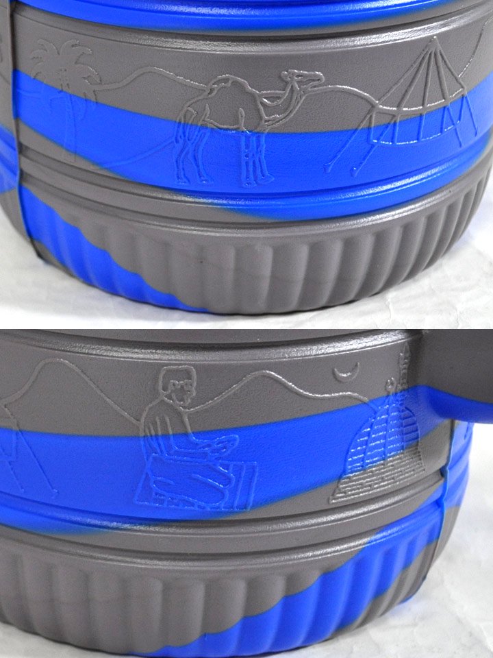 プラスチックのケトル型水差し ブルー&グレー