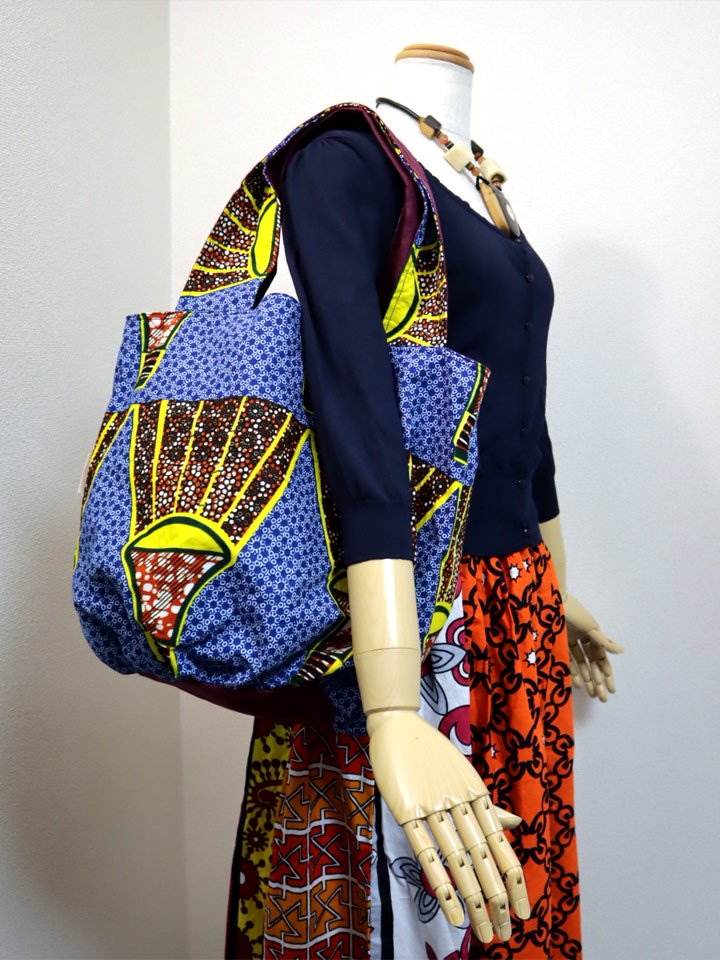 リネンのリバーシブルバッグ・ブルー×ライト(リネン色ボルドー)