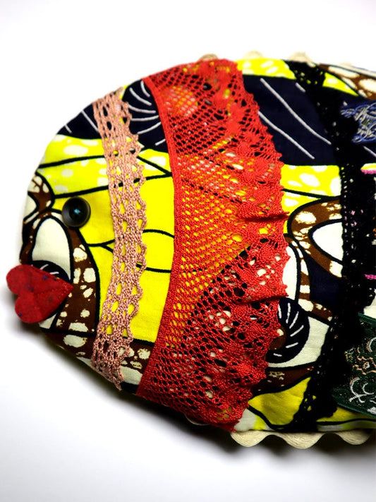 アフリカンプリントのお魚ポーチ・イエロー