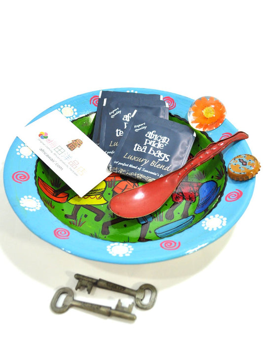 アフリカのヴィレッジ・ライフ・ホーローの手描きプレート D