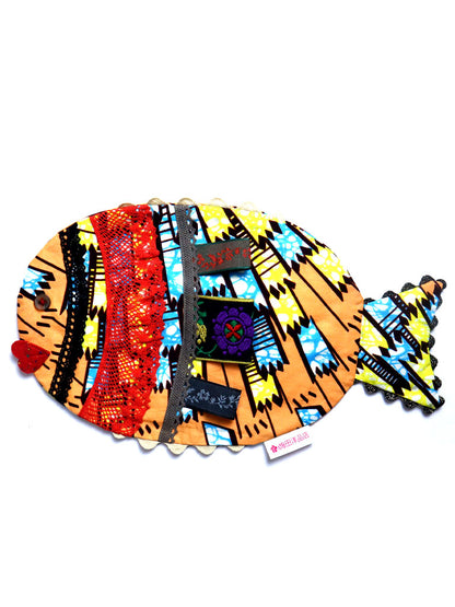 アフリカンプリントのお魚ポーチ・オレンジ