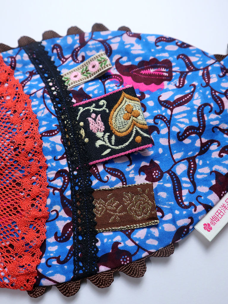 アフリカンプリントのお魚ポーチ・ブルー