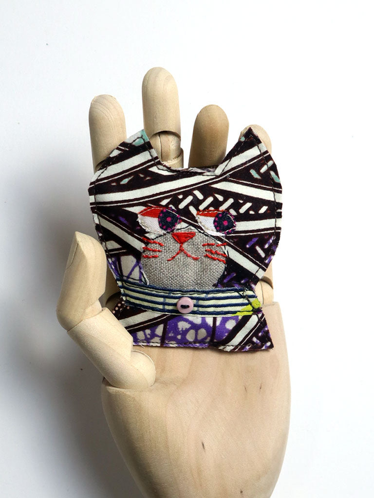 布ブローチ/60104f1