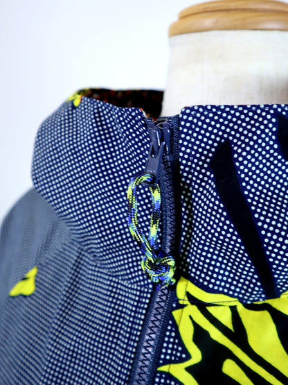 ポケット付きジップアップパーカー・ブルー×イエローリーフ