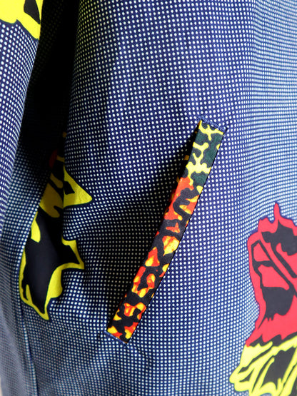 ポケット付きジップアップパーカー・ブルー×イエローリーフ