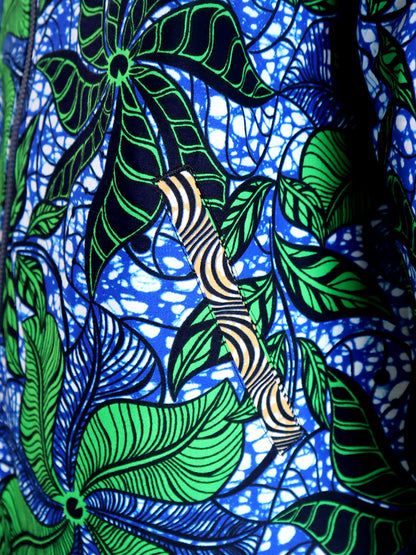 ポケット付きジップアップパーカー・ブルー×グリーンリーフ