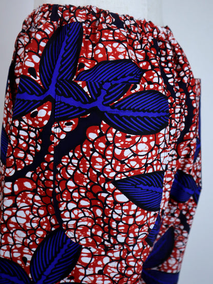 前後ポケット付きコクーンパンツ/レッド×ブルーの三つ葉