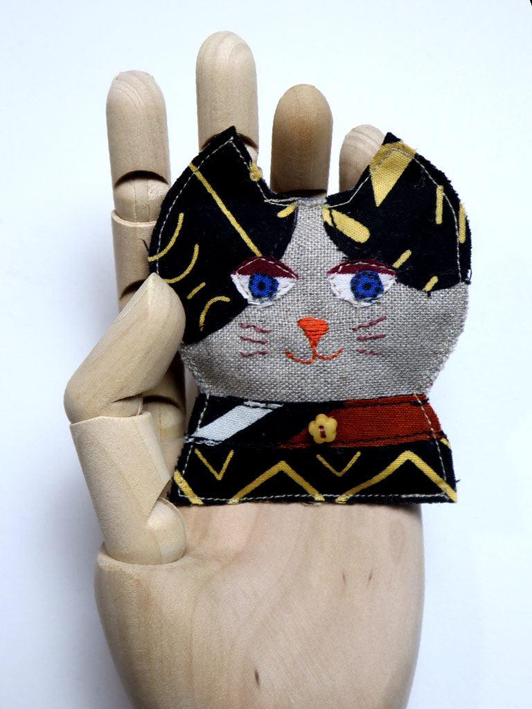 布ブローチ/キャット0313f