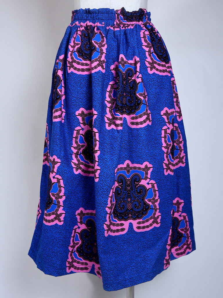 ポケット付きフォークロア・ロングスカート・ブルー×トータスシェル