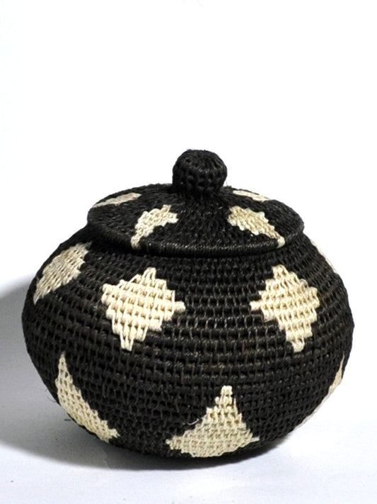 アフリカ(ジンバブエ)のサイザルバスケット/フタ付きポット型(壺)M・ブラック×ホワイト◇