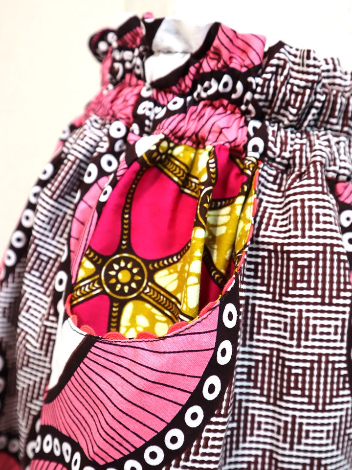 ポケット付きギャザー切り替えスカート・ピンクフェザー×トライアングル