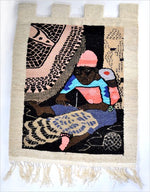 画像をギャラリービューアに読み込む, ジンバブエの手織りタペストリー・編む女性
